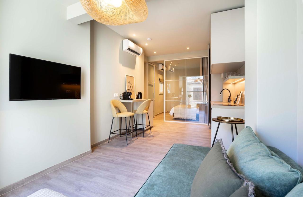 Yalarent Stunning Apartments At The Heart Of Афины Экстерьер фото