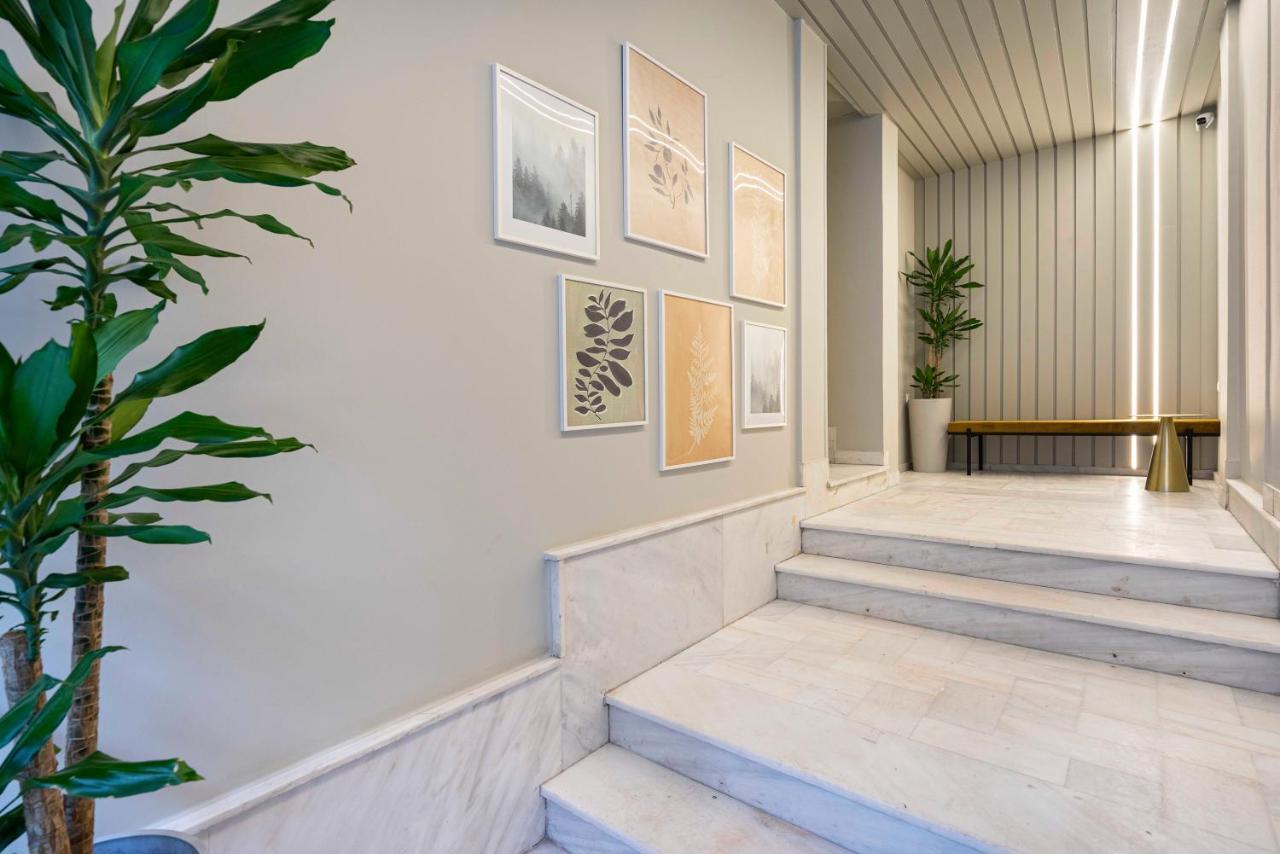 Yalarent Stunning Apartments At The Heart Of Афины Экстерьер фото