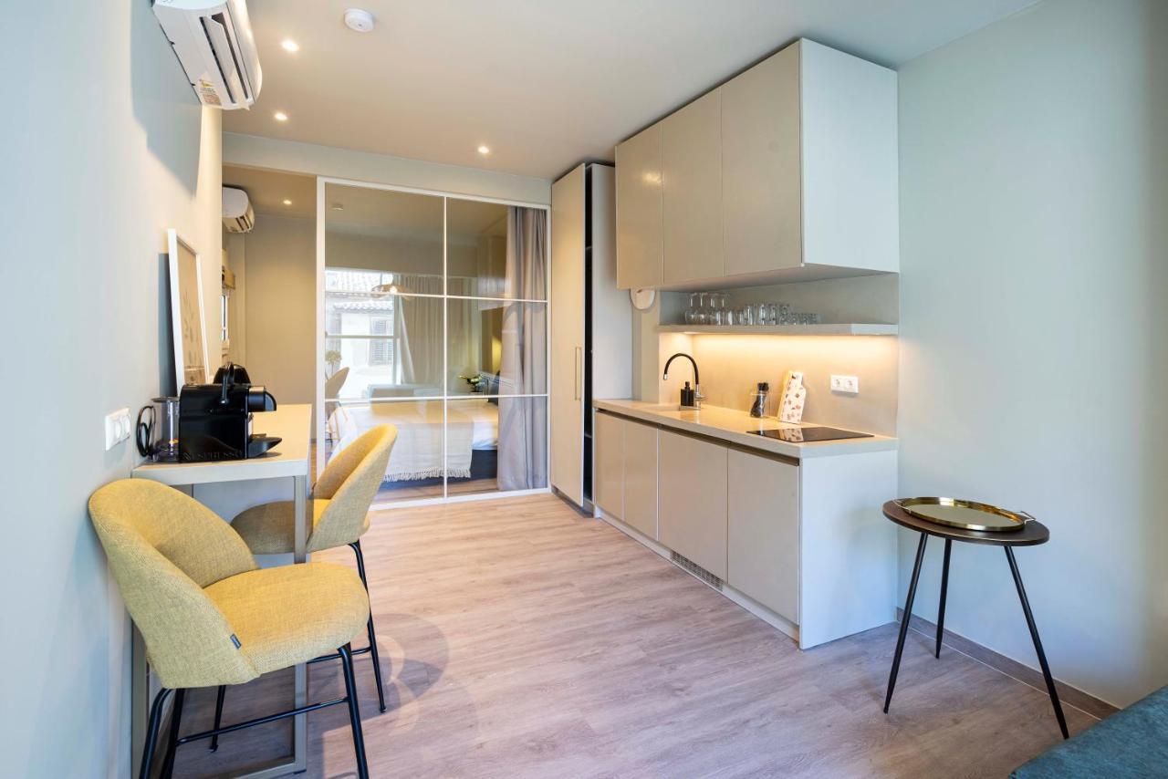 Yalarent Stunning Apartments At The Heart Of Афины Экстерьер фото