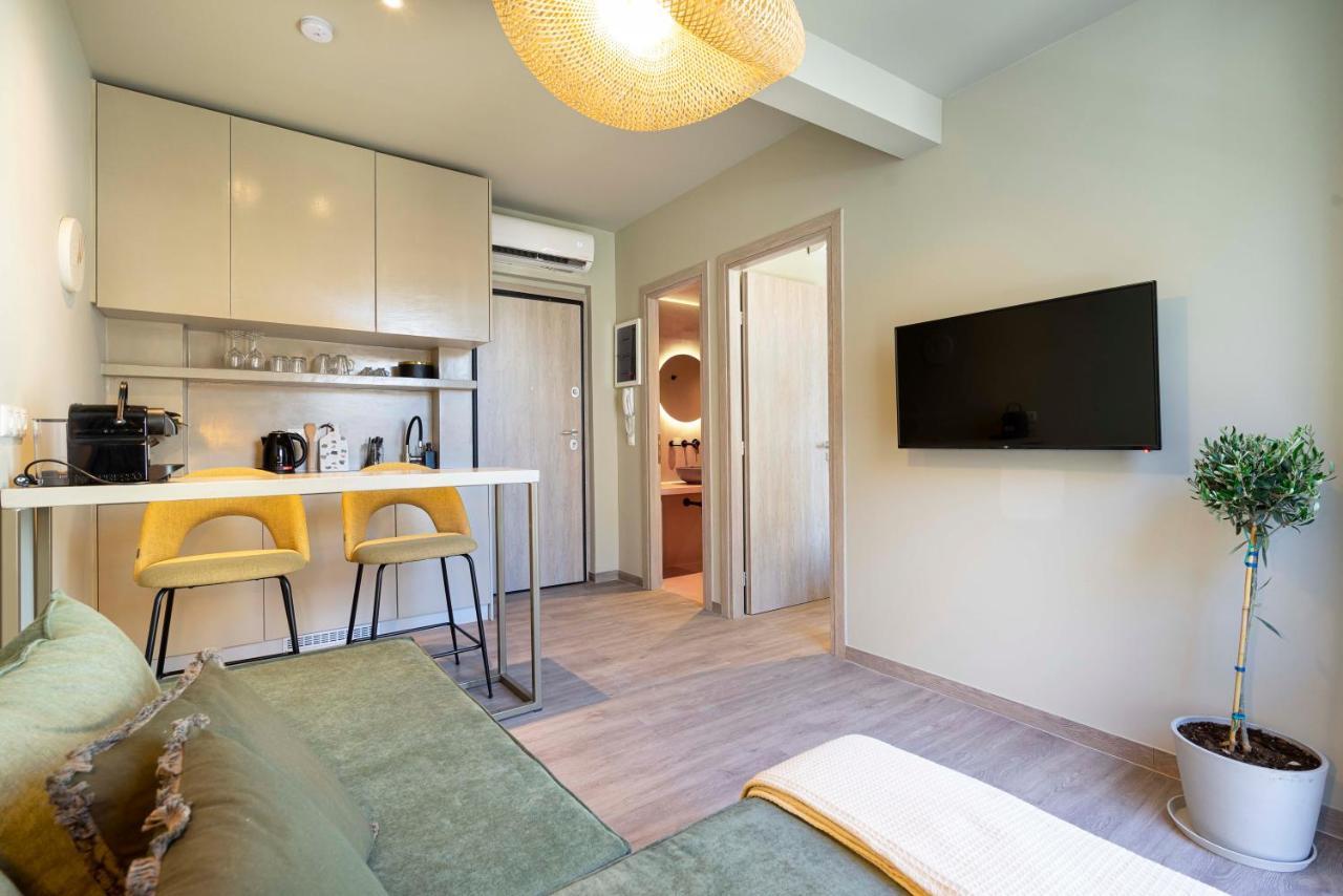 Yalarent Stunning Apartments At The Heart Of Афины Экстерьер фото