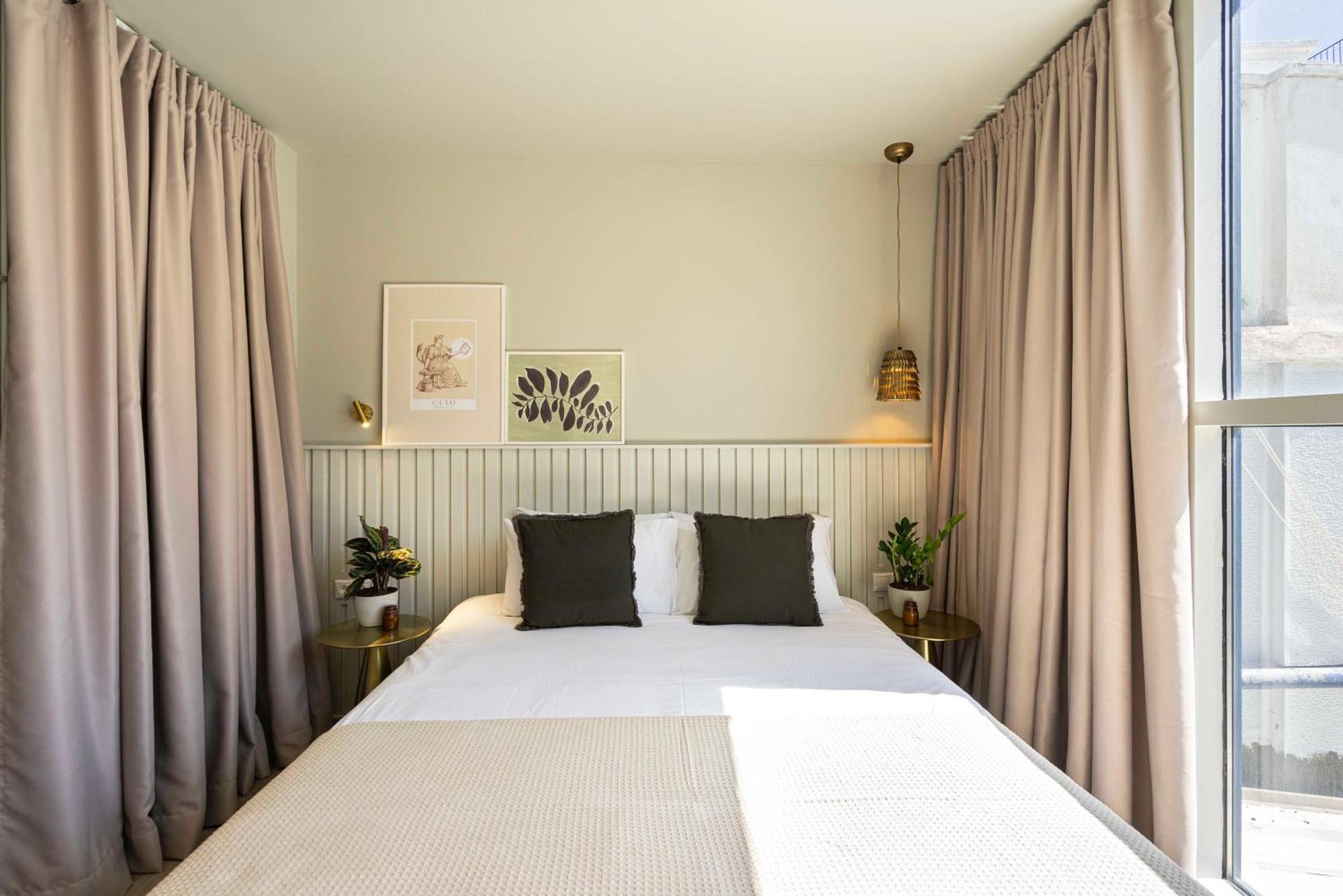 Yalarent Stunning Apartments At The Heart Of Афины Экстерьер фото